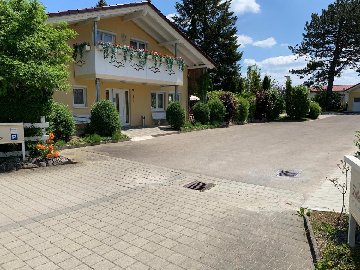 Hotel Zum Fliegerwirt Mengen المظهر الخارجي الصورة